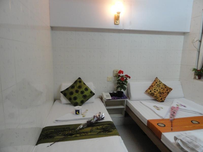 Paris Guest House Гонконг Экстерьер фото